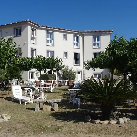 Hotel St Joseph 2*