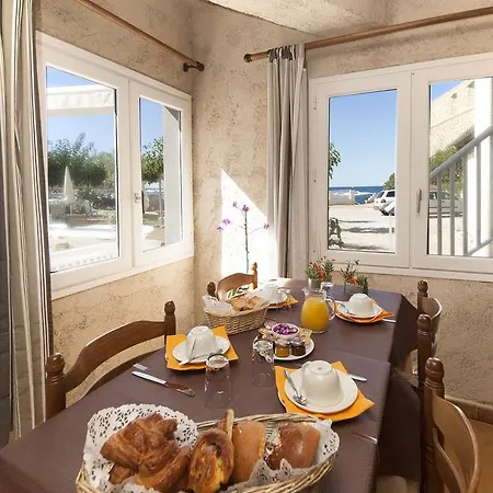 St Joseph 2* Algajola (Corsica)