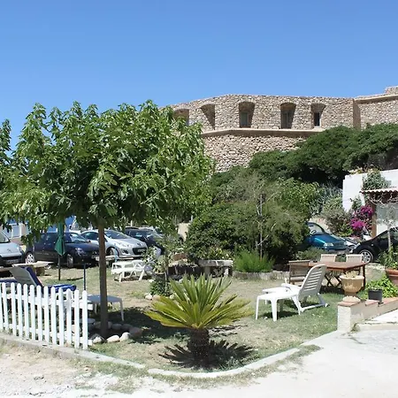 St Joseph 2* Algajola (Corsica)