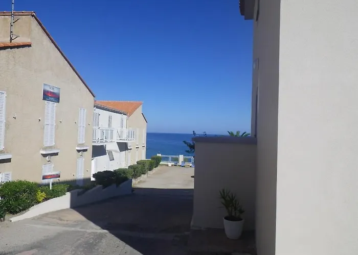 St Joseph 2* Algajola (Corsica)